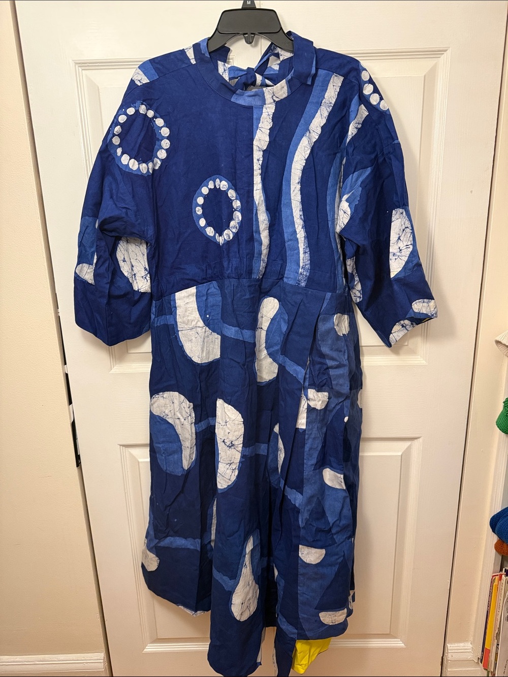 Dye Lab midi iro dress shades of blue and white, size large, adjustable waist